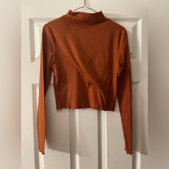 Burnt Orange Mock Neck Cropped Top Lettuce Trim - Picture 2 of 2